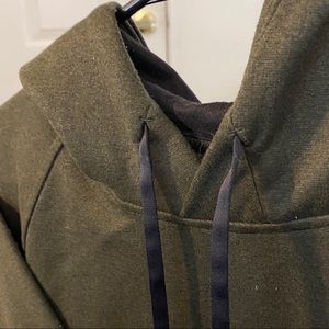 LuLuLemon Men’s City Sweat Thermal Pullover. (L)